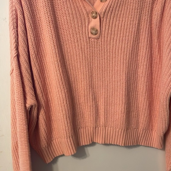 American Eagle Women’s Peach Size L Sweater - Picture 4 of 5